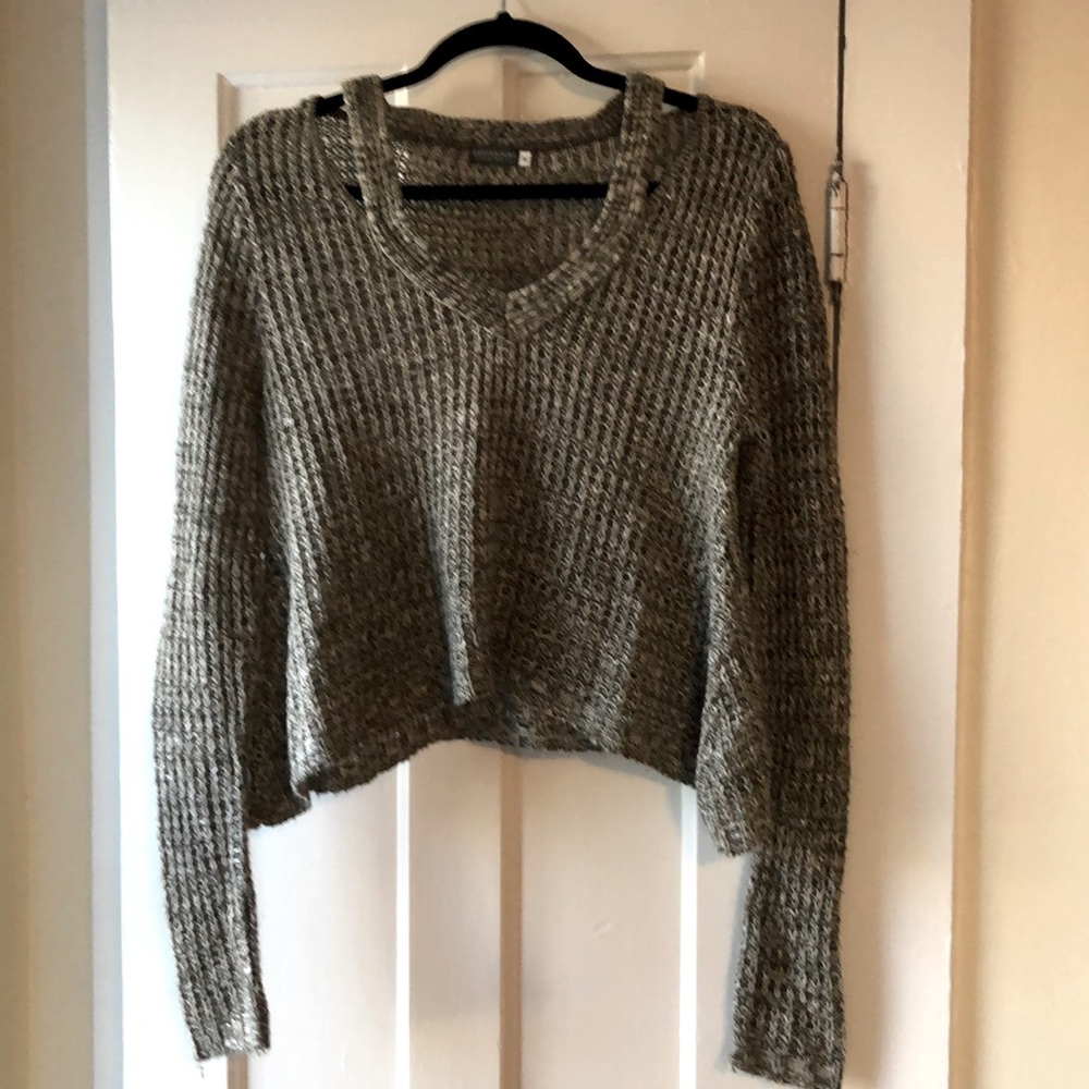 Casual sweater - off the shoulder